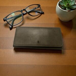 Hunter Green Long Wallet - NWOT